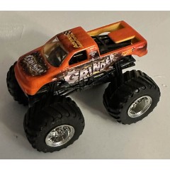 Hot Wheels Monster Jam Grinder Color Shifters - Large Hub
