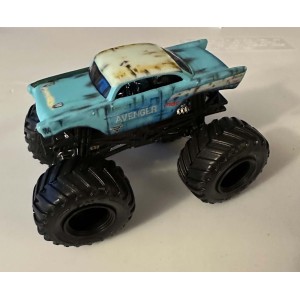 Hot Wheels Monster Jam Avenger - Large Hub
