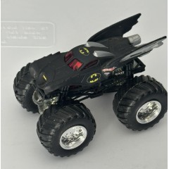 Hot Wheels Monster Jam Batman - Large Hub Hot Wheels Monster Jam Batman - Large Hub
