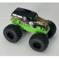 Hot Wheels Monster Jam Grave Digger - Large Hub