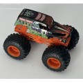 Hot Wheels Monster Jam Grave Digger - Large Hub