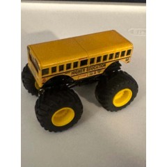 Hot Wheels Monster Jam Higher Education - Large Hub
