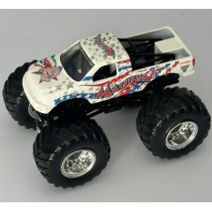 Hot Wheels Monster Jam Madusa - Large Hub Hot Wheels Monster Jam Madusa - Large Hub