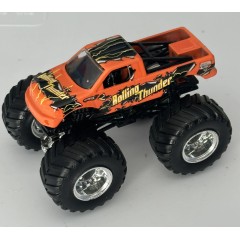 Hot Wheels Monster Jam Rolling Thunder - Large Hub Hot Wheels Monster Jam Rolling Thunder - Large Hub