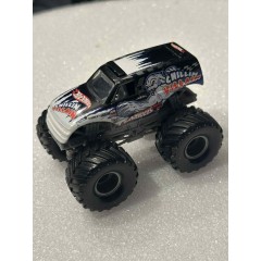 Hot Wheels Monster Jam Chillin Villain - Small Hub Hot Wheels Monster Jam Chillin Villain - Small Hub