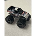 Hot Wheels Monster Jam Chillin Villain - Small Hub