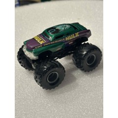 Hot Wheels Monster Jam Incredible Hulk - Small Hub Hot Wheels Monster Jam Incredible Hulk - Small Hub