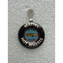 Hot Wheels Redline Button - '57 T-Bird