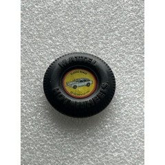 Hot Wheels Redline Button - Classic Nomad