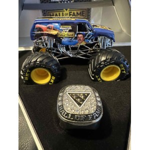 Spin Master Monster Jam 2021 Hall of Fame Boxed Exclusive Spin Master Monster Jam 2021 Hall of Fame Boxed Exclusive