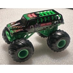 Spin Master Monster Jam Grave Digger Ride Truck - Chase