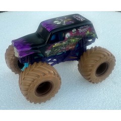 Spin Master Monster Jam Mystery Mudders Son Uva Digger SD1-11