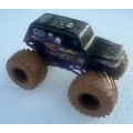 Spin Master Monster Jam Mystery Mudders Son Uva Digger SD1-24
