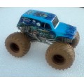 Spin Master Monster Jam Mystery Mudders Son Uva Digger SD2-10