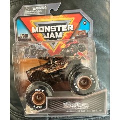 Spin Master Monster Jam Series 38 Black Pearl Spin Master Monster Jam Series 38 Black Pearl