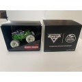 Spin Master Monster Jam 2019 Grave Digger Employee Exclusive