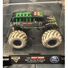 Spin Master Monster Jam 2021 Grave Digger Ride Truck Toy Fair Exclusive Spin Master Monster Jam 2021 Grave Digger Ride Truck Toy Fair Exclusive